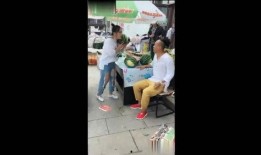 美女免费吃瓜套路,揭秘网络新潮流背后的秘密
