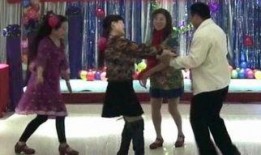 一男三女在线观看,一男三女共赏视听盛宴