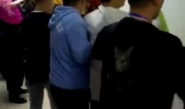 情人节现场被抓最新爆料,浪漫邂逅变尴尬瞬间